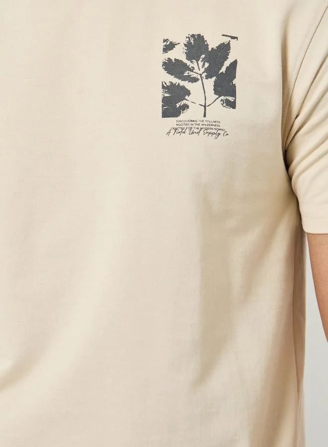 Styli  Men Relaxed Fit T-Shirt and Joggers Co-Ords for Men | Best Price UAE